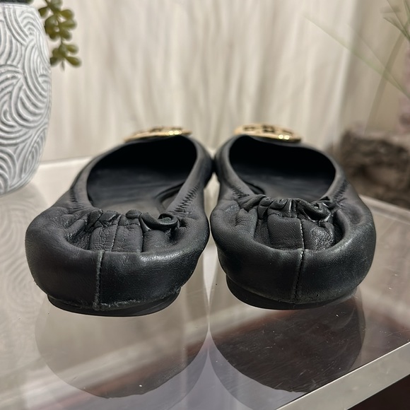 Tory Burch Minnie Travel Perfect Black & Gold Ballet Flats - Picture 14 of 16